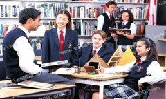 ��ĸ�����ͨ��ѧ�ݾ�--�������ƴ�