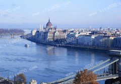 �������䣬���������Ϊ�ڶ�������