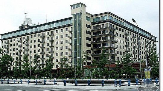 11.8����ɶ��ֹ�˾����������.��